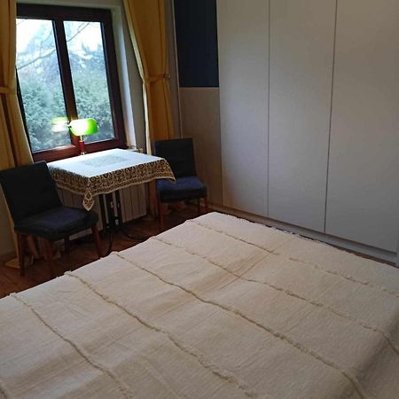 Mroczkowka Appartement Debowiec  Buitenkant foto
