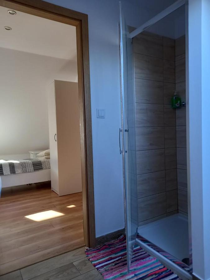 Mroczkowka Appartement Debowiec  Buitenkant foto
