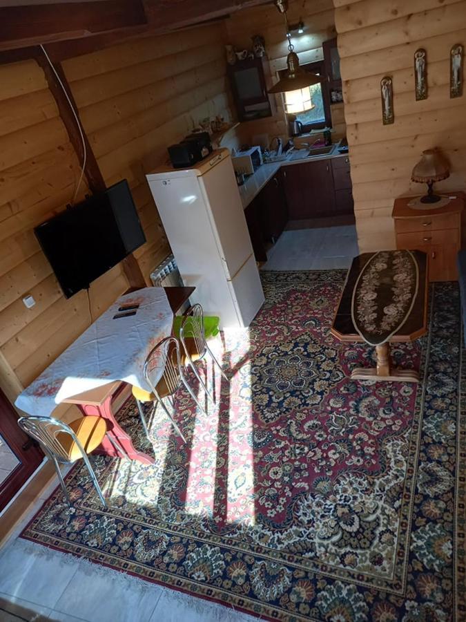 Mroczkowka Appartement Debowiec  Buitenkant foto